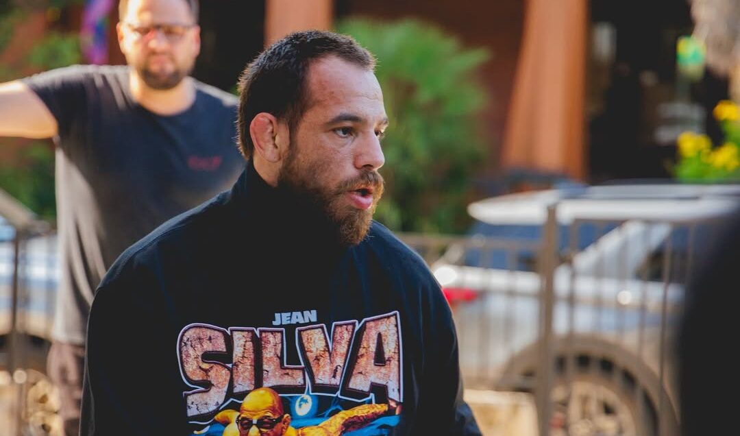 Jean Silva atacou Borrachinha nas redes sociais após derrotas de amigos no UFC Paris (Foto: Reprodução)