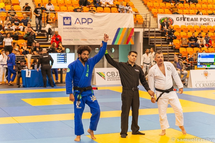 Samuel Fersilva (à esquerda) é o líder do ranking faixa-preta da ISBJJA (Foto: Reprodução)