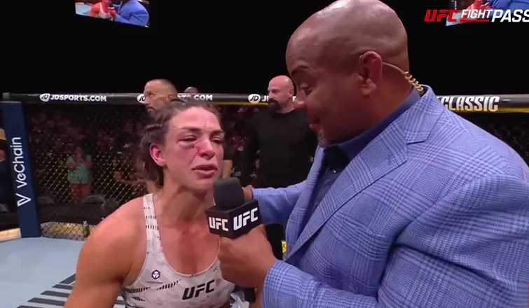 Mackenzie comentou sobre a gloriosa conquista no UFC 321, quando se tornou campeã do Ultimate (Foto: Reprodução)