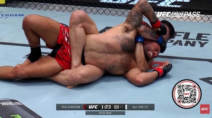 Luta entre Yadier del Valle e Isaac Dulgarian no UFC Vegas 110 chamou atenção por movimentação suspeita nas casas de apostas (Foto: Reprodução/UFC)