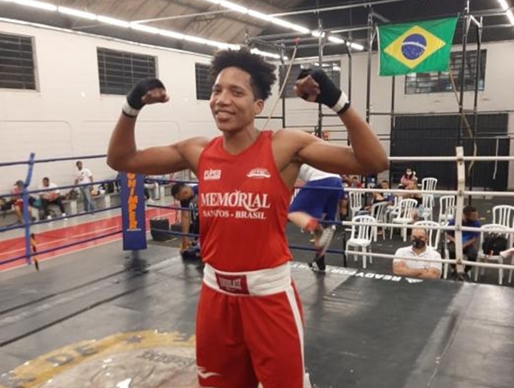 Nadja Jesus vai enfrentar Dan Bastiere em disputa de cinturão peso-médio no Outboxing Fight Night 2 (Foto: Reprodução)