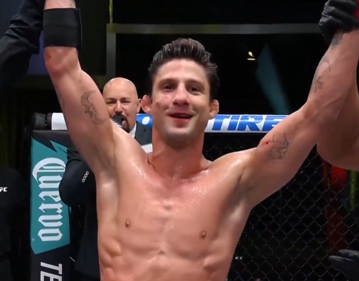 Allan Puro Osso foi um dos destaques do card do UFC Vegas 110 com bela vitória por finalização (Foto: Reprodução/UFC)