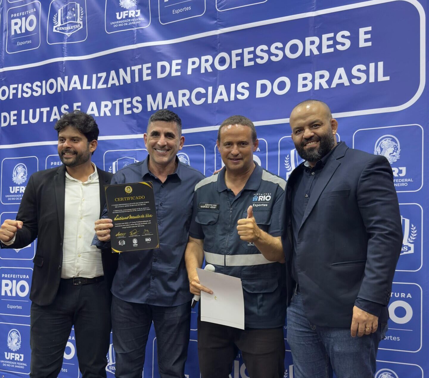 Formatura do primeiro curso profissionalizante para professores e instrutores de artes marciais aconteceu nesta semana (Foto: Gabriel Chilleli)