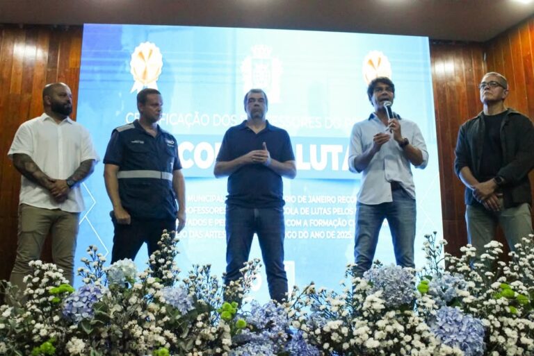 Marcelo Arar, Pedro Paulo, Guilherme Schleder e Fabrício Xavier são responsáveis pelo sucesso da Escola de Lutas (Foto: Divulgação)