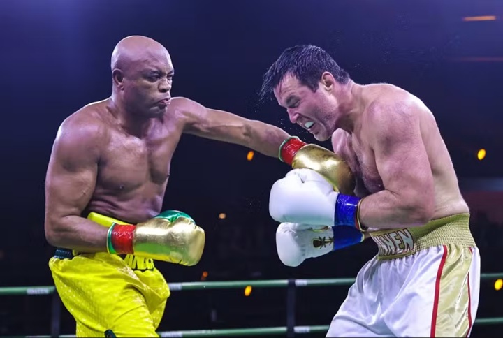Anderson Silva contou detalhes dos bastidores por trás de sua luta de Boxe contra Chael Sonnen, que aconteceu em junho de 2024 (Foto: Wander Roberto/Divulgação)