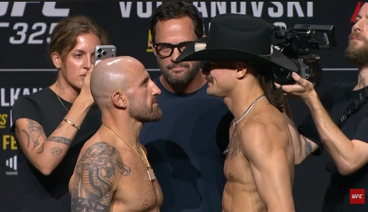 Diego Lopes vai enfrentar Alexander Volkanovski em disputa de cinturão peso-pena na luta principal do UFC 325, neste sábado (31) (Foto: Reprodução/UFC)