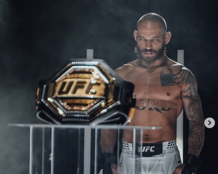 Após vencer Arnold Allen no UFC 324, Jean Silva se vê como próximo desafiante ao cinturão peso-pena da organização (Foto: Reprodução/Instagram)