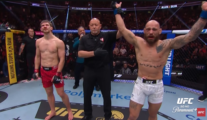 Após vitória sobre Arnold Allen no UFC 324, Jean Silva assumiu a sexta posição no ranking da divisão peso-pena (Foto: Reprodução/UFC)