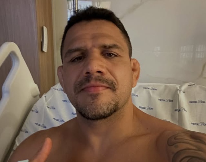 Rafael dos Anjos revelou que tem como meta fazer, em breve, a 50ª luta de sua carreira profissional no MMA (Foto: Reprodução/Instagram)