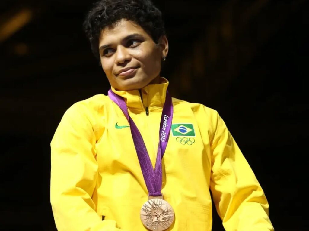 Brasileira foi a primeira medalhista olímpica de Boxe do país, em 2012 (Foto: Arquivo pessoal)