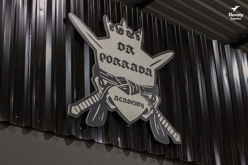 Dr. Porrada Academy fica localizada em Ubá, cidade-natal de Assef (Foto: Elevaty Esportes)