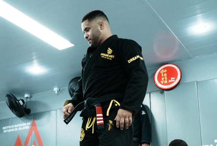 Isaque Bahiense fez um seminário especial na academia De La Riva Jardim Guanabara na última sexta-feira (6) (Foto: Daiana Bueno)