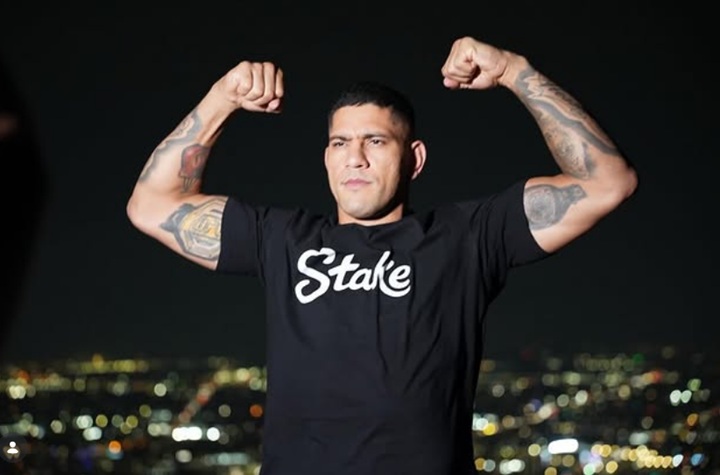 Sem confirmação oficial do UFC, vazamento aponta luta principal com título até 93kg e aumenta especulações sobre adversário de Alex Poatan (Foto: Reprodução/Instagram)