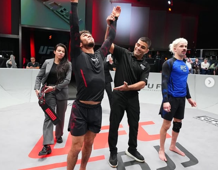 Mikey Musumeci levou a melhor sobre Shay Montague no UFC BJJ 5 e manteve o cinturão peso-galo em sua posse (Foto: Chris Unger/Zuffa LLC)