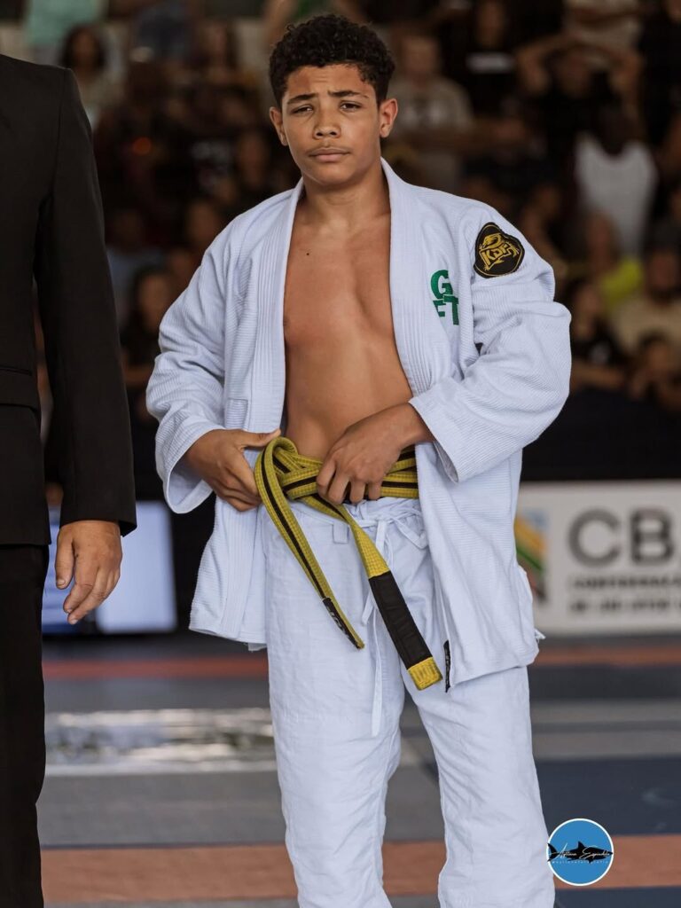 Cria da GFTeam Bacaxá, Daniel sonha alto no Jiu-Jitsu (Foto: @sharkjiu_)