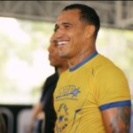 Charles do Bronx relembra domínio sobre Max Holloway e garante que usará todas as áreas da luta para enfrentar Diego Lopes no UFC 335, em dezembro (Foto: Reprodução/Instagram)
