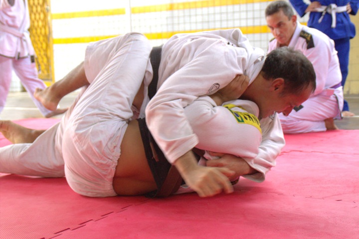 Em seu novo artigo, o professor Luiz Dias deixou dicas importantes sobre como um atleta de Jiu-Jitsu deve abordar suas estratégias (Foto: Reprodução)