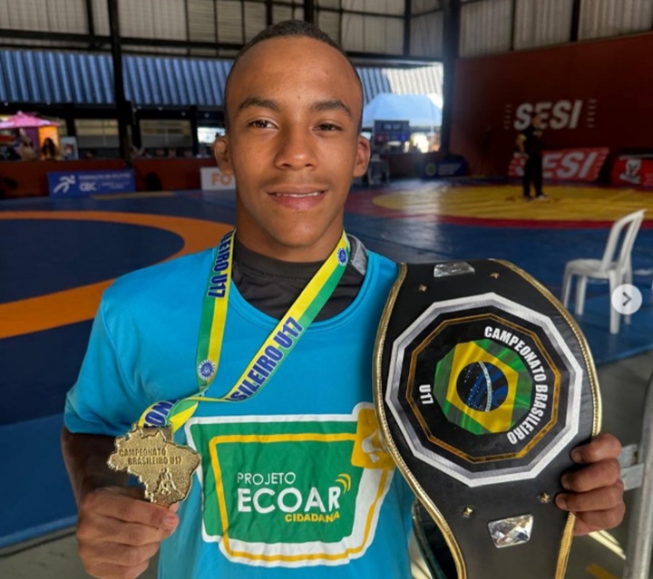 Moisés Teixeira conquistou o direito de representar o Brasil em competição internacional, mas vive difícil impasse fora do esporte (Foto: Reprodução)