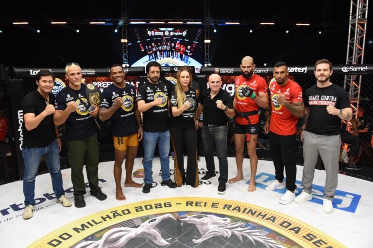 Quatro lutadores seguem vivos em busca do maior prêmio do MMA na América Latina (Foto: Carlos Ventura / Jungle Fight)