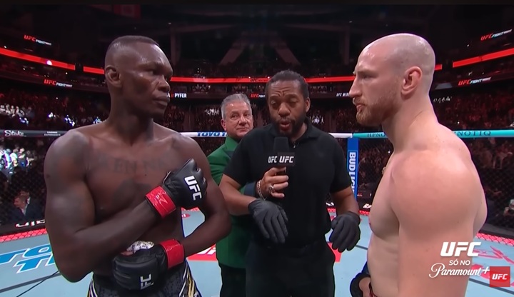 Eugene Bareman aponta necessidade de mudança interna para Israel Adesanya retomar alto nível (Foto: Reprodução/UFC)