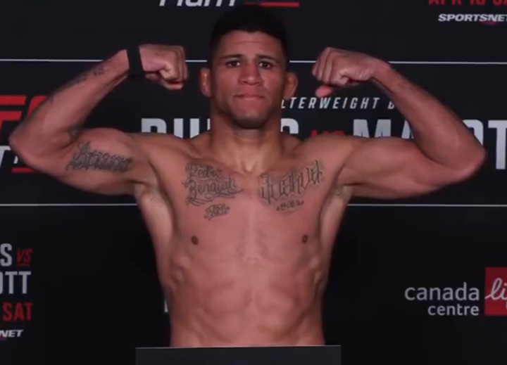 Gilbert Durinho vai enfrentar o canadense Mike Malott na luta principal do UFC Winnipeg neste sábado (18), no Canadá (Foto: Reprodução/UFC)