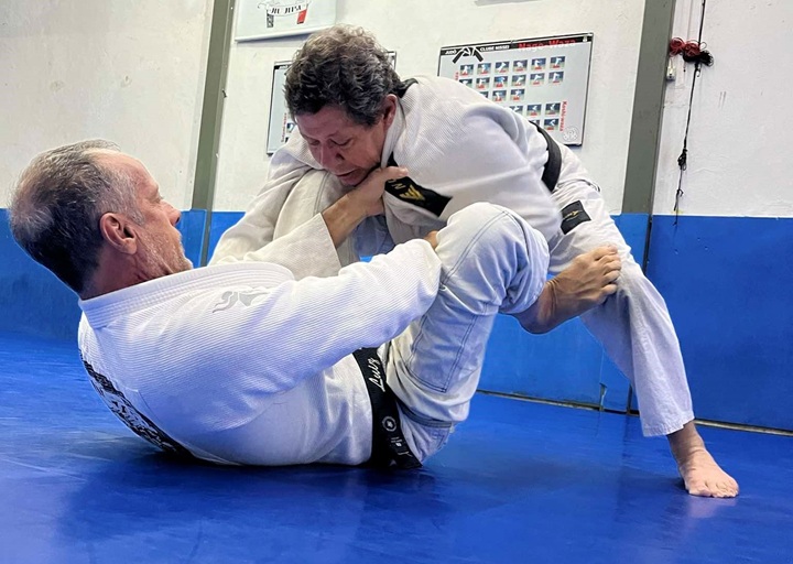 Em seu novo artigo, o professor Luiz Dias deixou dicas importantes sobre como um atleta de Jiu-Jitsu deve abordar suas estratégias (Foto: Reprodução)