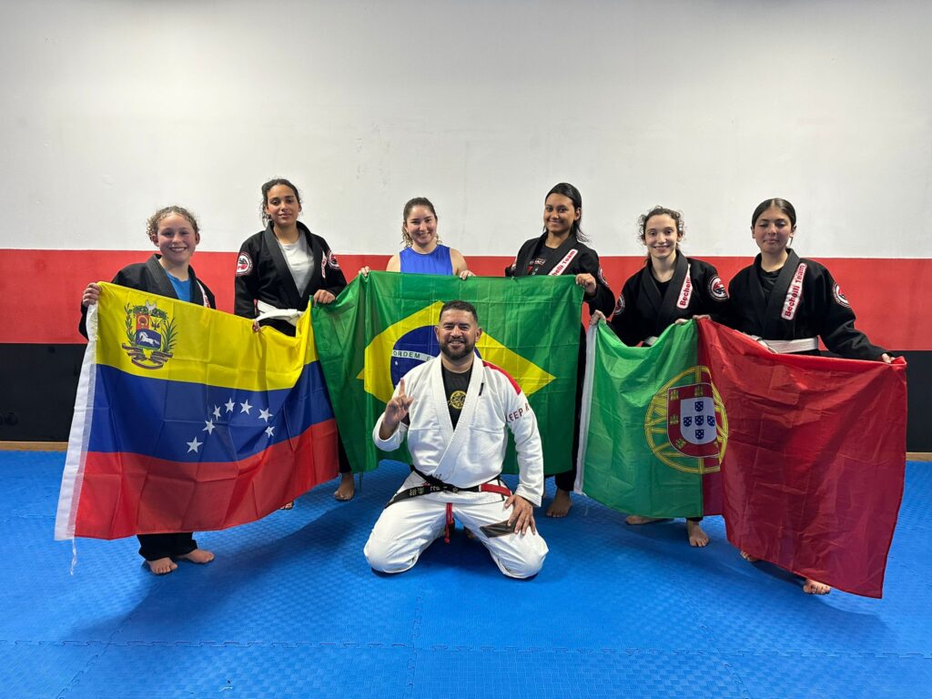 Iniciativa contempla jovens de diferentes nacionalidades (Foto: Reprodução)
