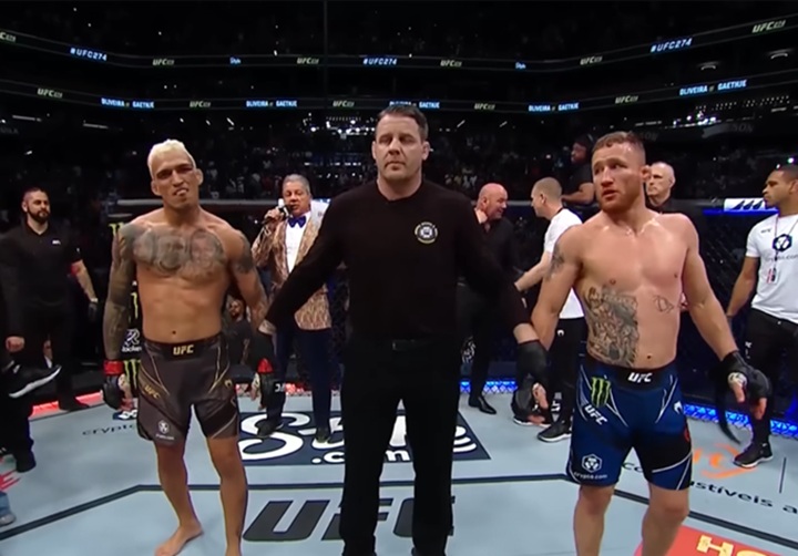 Charles do Bronx enfrentou Justin Gaethje pela primeira vez em 2022 e saiu com a vitória por finalização no primeiro round (Foto: Reprodução/UFC)