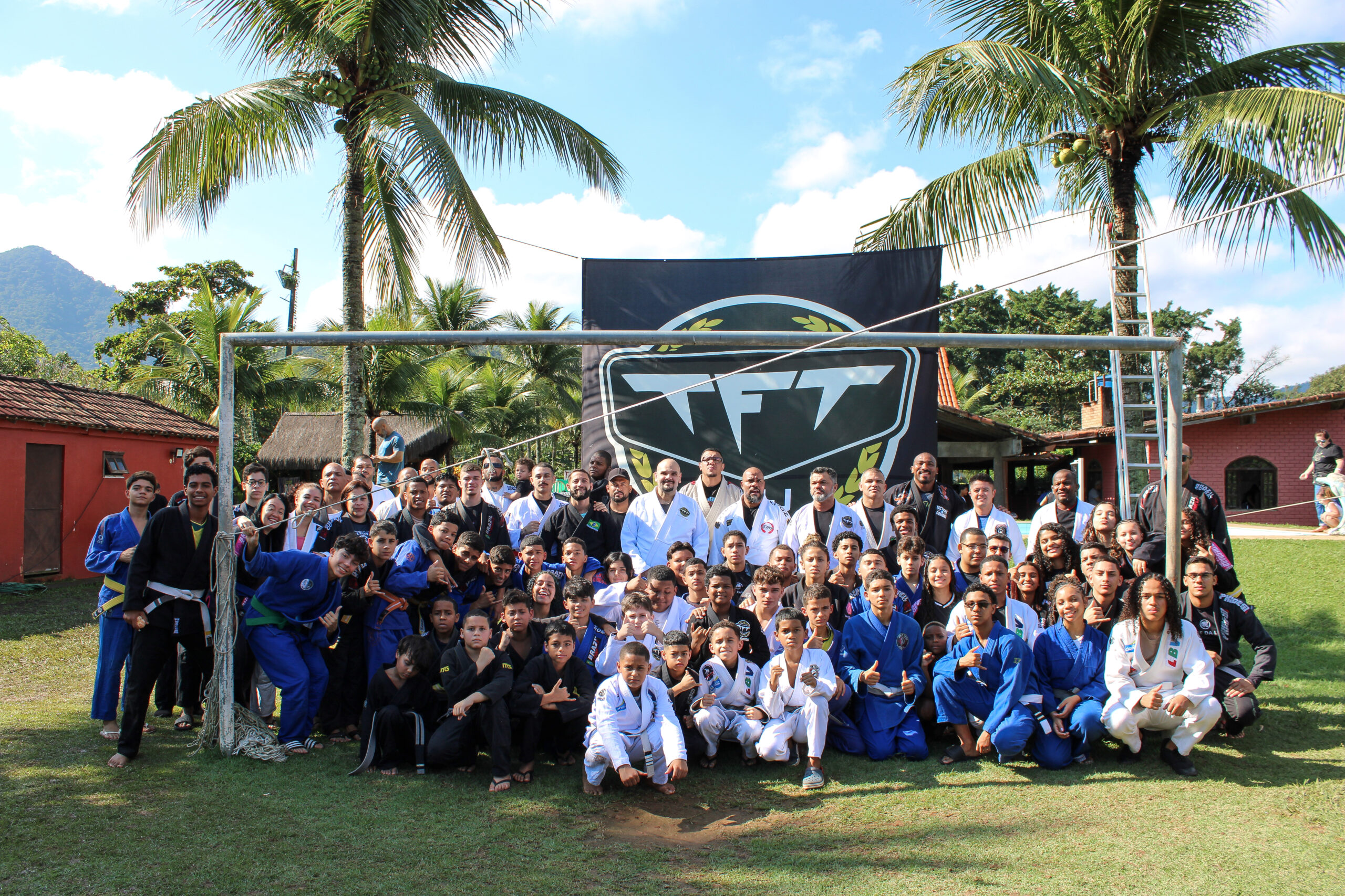 Evento da TFT BJJ reuniu diversas pessoas em sítio na Zona Oeste (Foto: Dani Pimenta/RC Media)