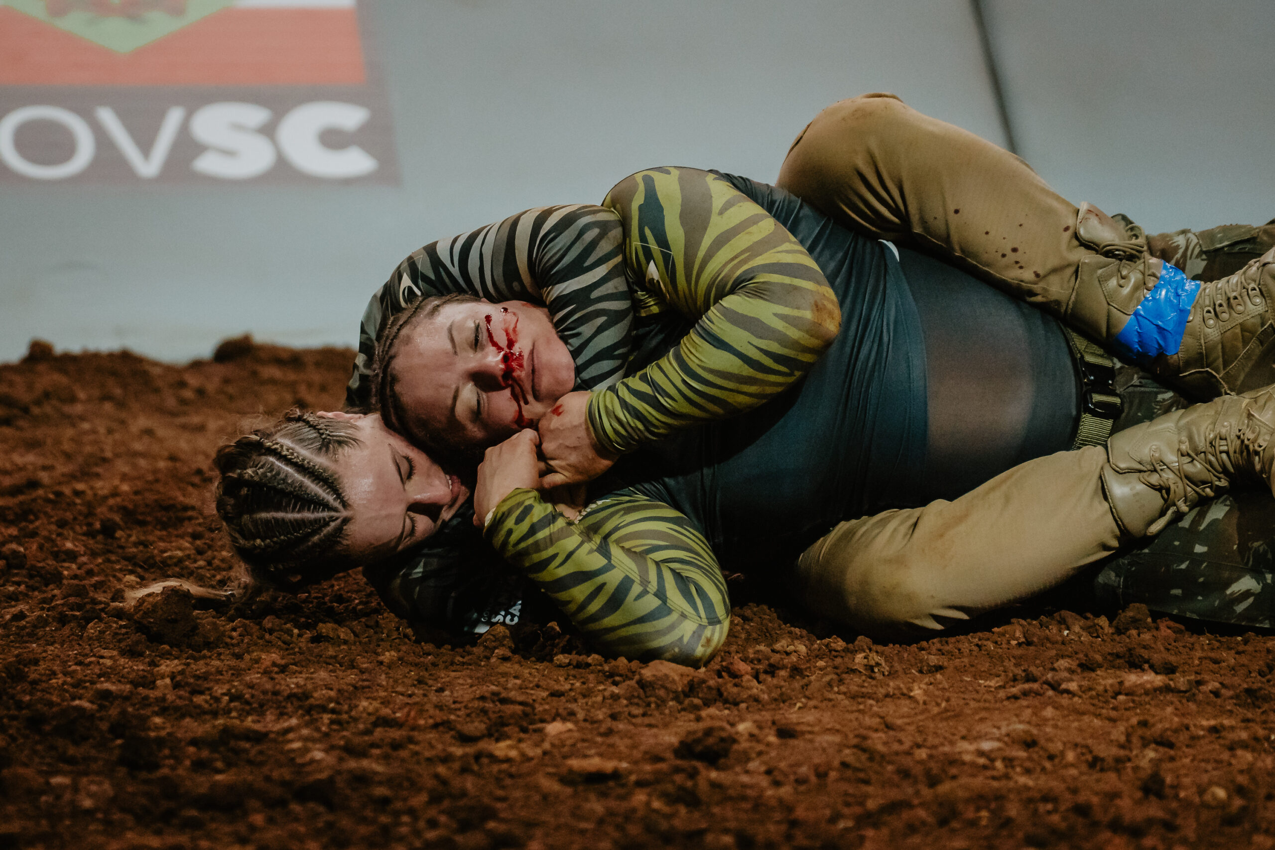 Nadine fez uma das lutas mais empolgantes do Tactical Combat (Foto: Divulgação)