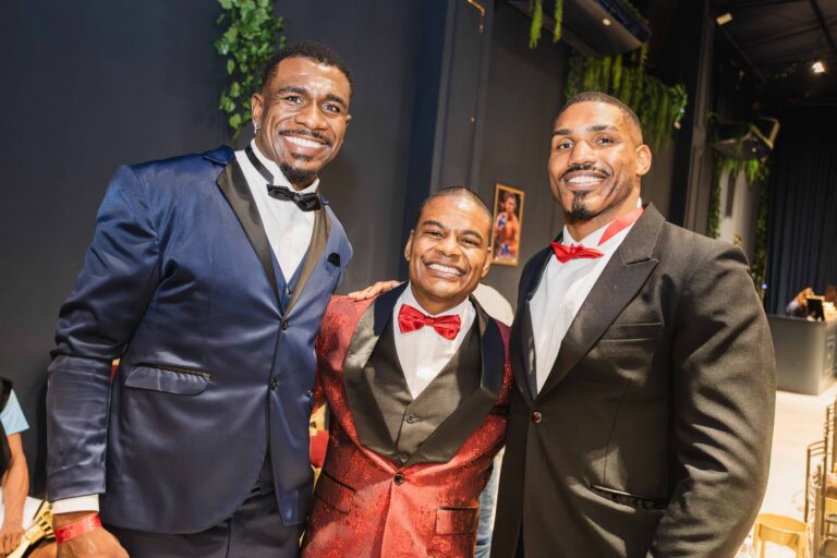 Cosme Nascimento, Wallace e Abner Teixeira: três referências do Boxe brasileiro (Foto: Outboxing Fight Night)