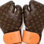 Par de luvas de Boxe voltou ao mercado de colecionadores avaliado em aproximadamente US$ 40 mil (Foto: Louis Vuitton)