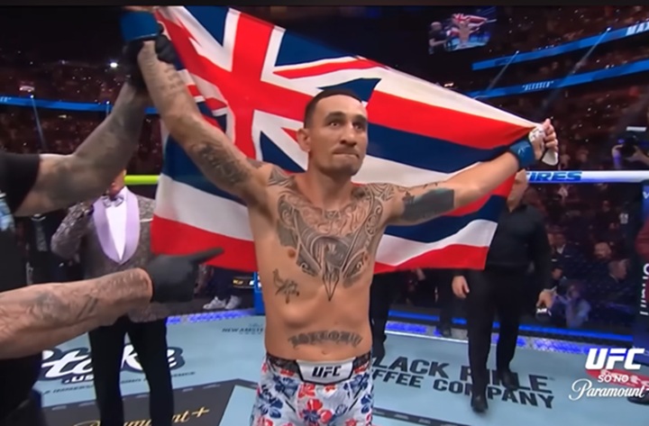 Max Holloway admite que gostaria da trilogia com McGregor, mas muda o foco após a grave lesão do rival e mira o topo da divisão dos leves (Foto: Reprodução/UFC)