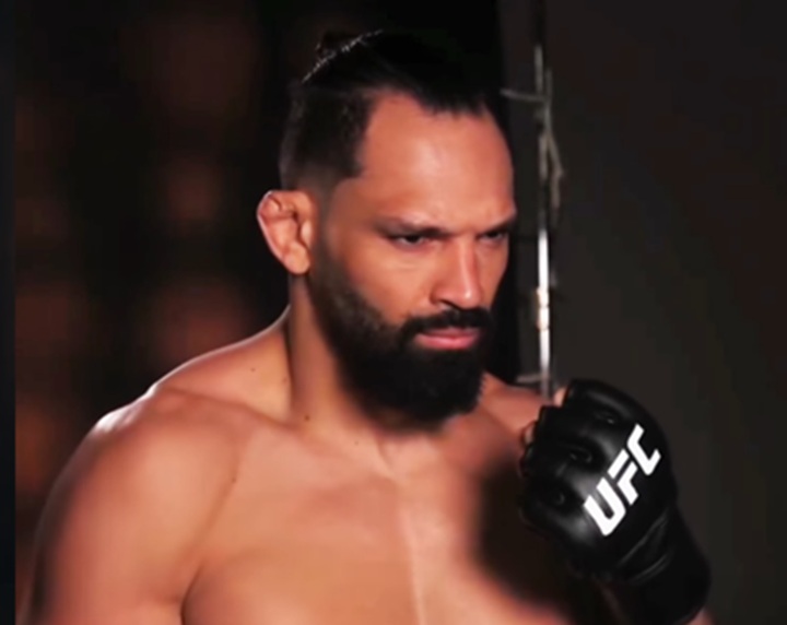 Michel Pereira deixa o UFC após 16 lutas, sequência negativa e último combate marcado por reclamações contra a arbitragem (Foto: Reprodução)