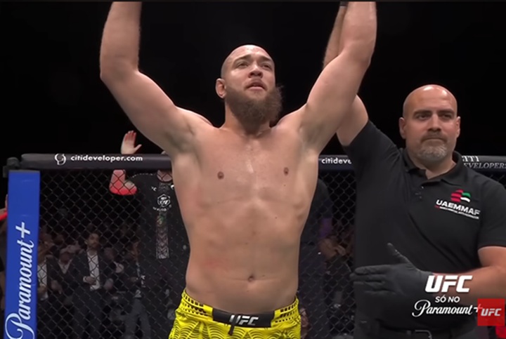 Valter Walker quer voltar ao octógono entre outubro e novembro e abriu enquete com fãs para escolher o próximo adversário (Foto: Reprodução/UFC)