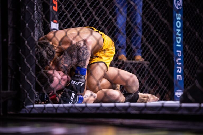 Herbeth Sousa venceu Paulo Portillo por finalização na luta principal do LFA 238 (Foto: Divulgação)
