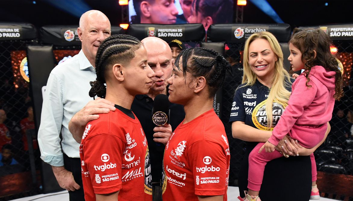 Nágila e Bianca vão disputar grande prêmio do Jungle Fight (Foto: Carlos Ventura)