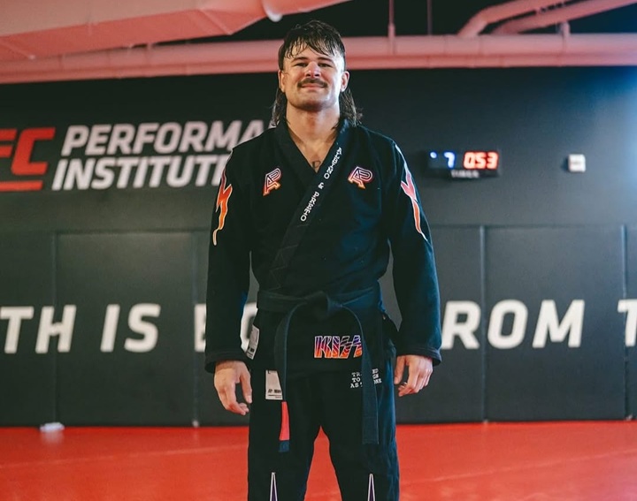 Diego Lopes está oficialmente confirmado para a disputa do Mundial Master de Jiu-Jitsu da IBJJF (Foto: Reprodução/@sianya___film)