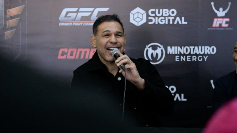 Rogério Minotouro é embaixador e um dos treinadores do Lutando pela Tropa (Foto: DC Couth)